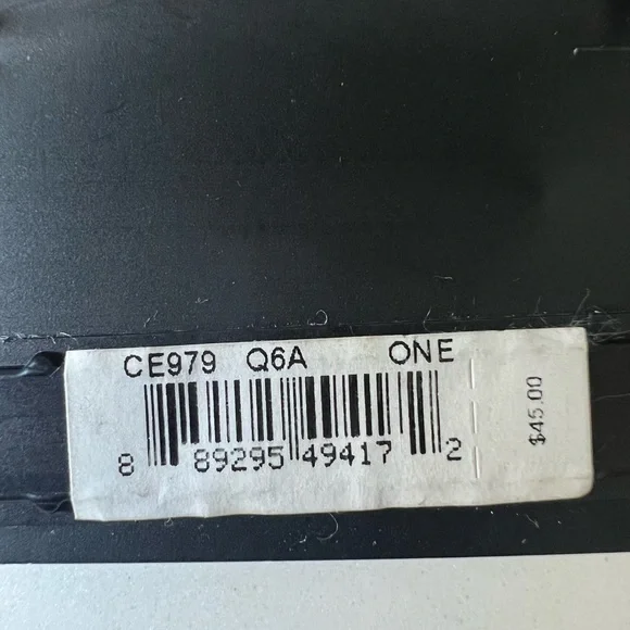 NWT Coach Horse shoe shape with rose quarts stone earrings💕 - Picture 9 of 11